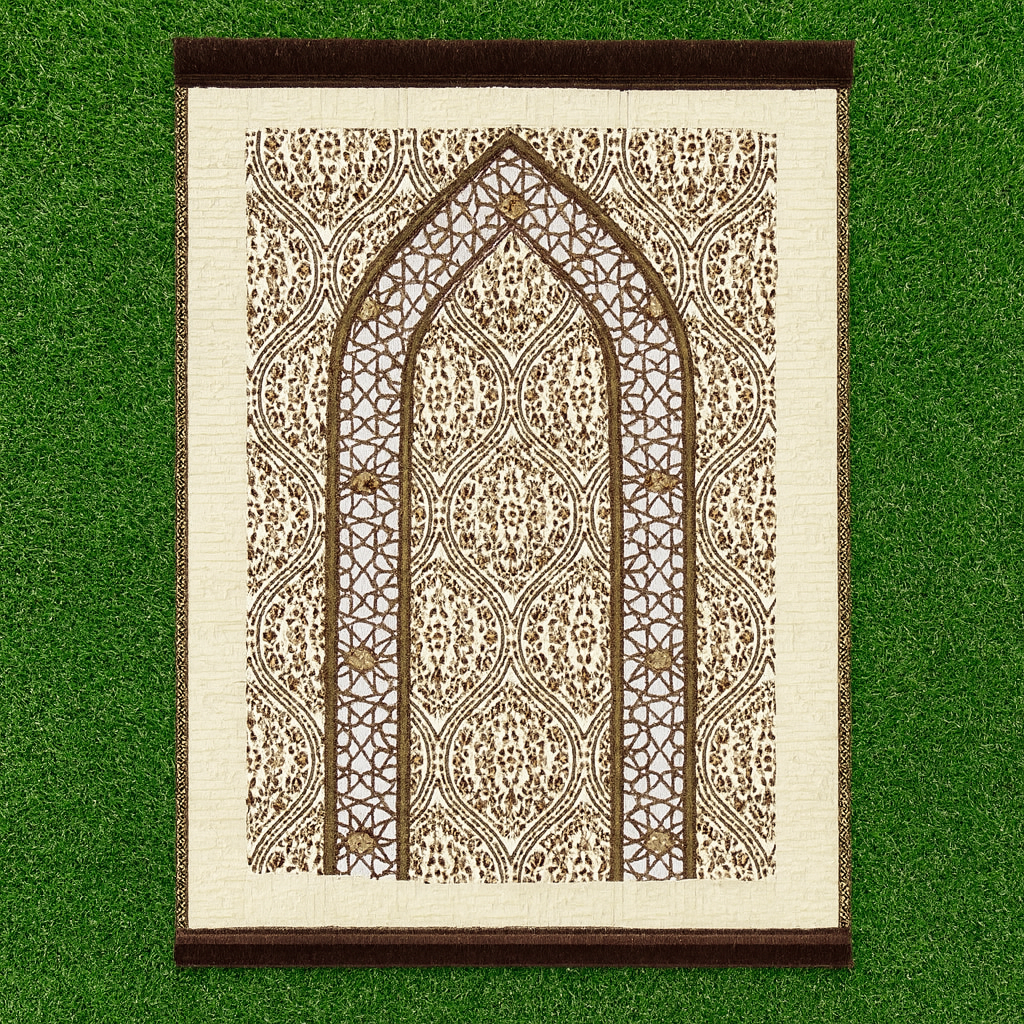 Cream Vine Trellis Mihrab Premium Velvet Prayer Mat